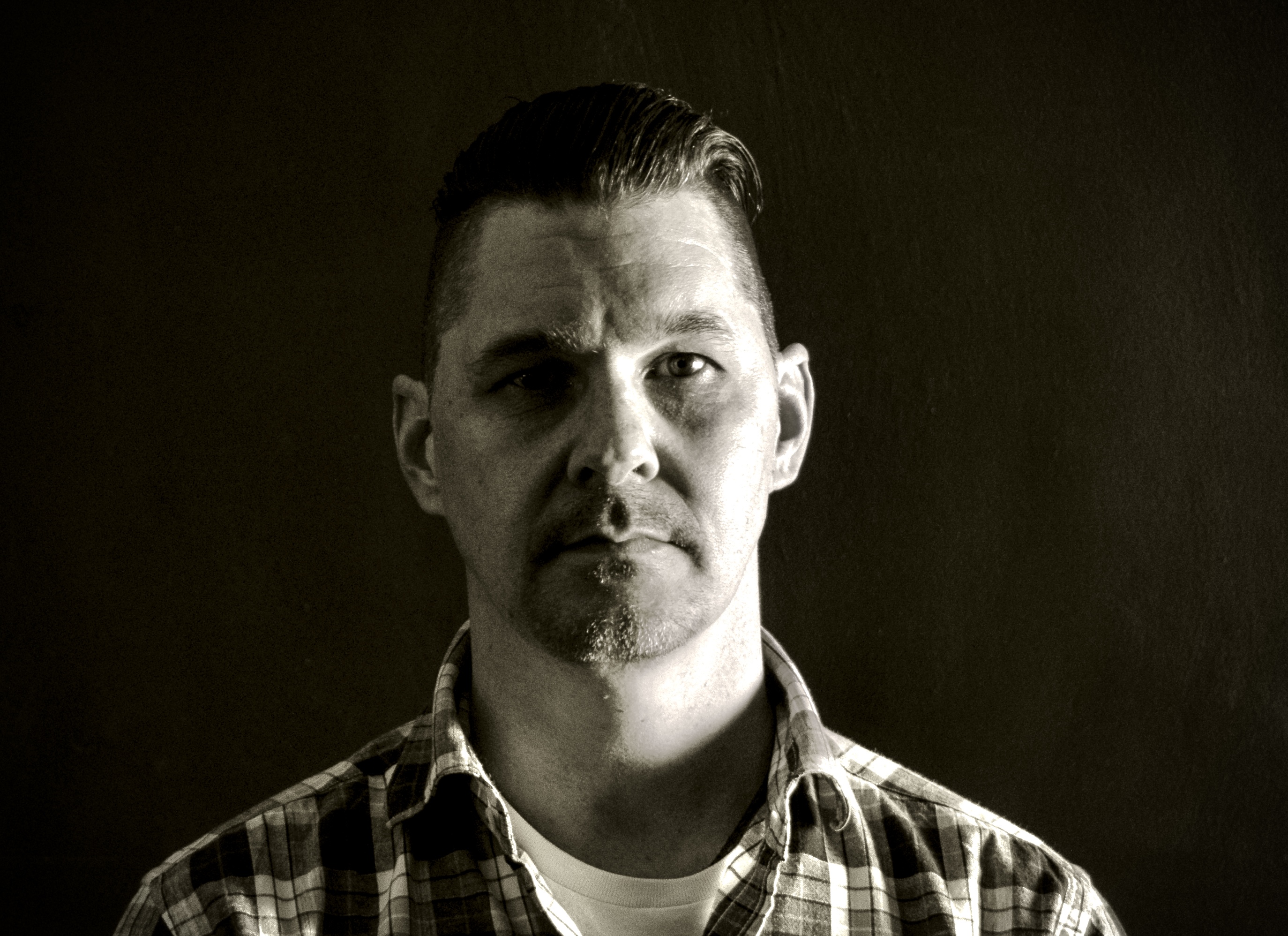 Gary, facilitator at SomaGiri Journey Centre specialising in family constellation therapy and plant medicine healing